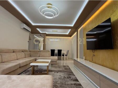 AFFITTASI DUPLEX 3+1+3 – KODRA E DIELLIT 1 (ESTENSIONE) 1.500 € /Mese