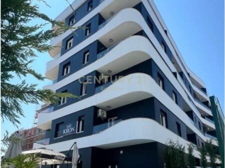 Apartament në shitje – West Coast Residence, Golem | 300 m nga deti