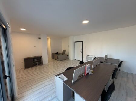 Office for rent, Ndergjoni Complex