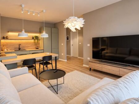🏡 Apartament 2+1 me qera  📍Laprakë, Kompleksi Aura
