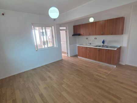 2+1 Apartment For Sale near the Hospital, Durres!