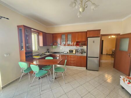  APPARTAMENTO 2+1 IN AFFITTO – VIA MUJO ULQINAKU, DURRËS 