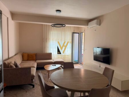 SHITET APARTAMENT 2+1+BLK NE LUNGO MARE, VLORE 260.000 EURO