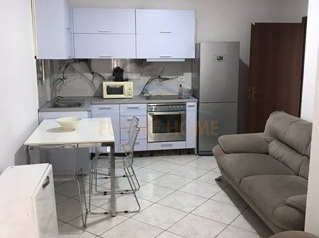 Shitet, Apartament 1+1, Yzberisht, Tiranë 9.800.000 Leke