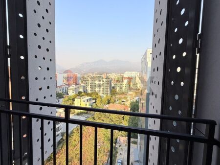 Apartament - Për Qira - Rruga 5 Maji, Tiranë(ID: 530571005-152)