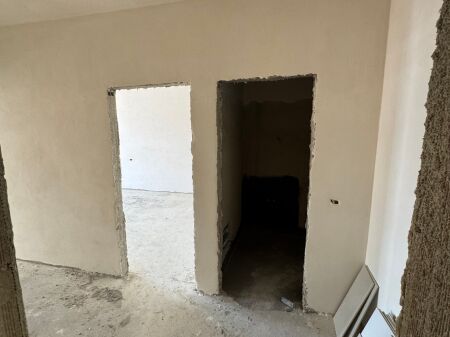 Paskuqan , In vendita 2+1+2wc+guardaroba