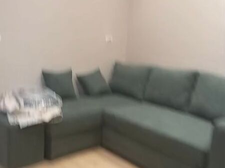 1+1, 2° piano con ascensore, pavimento in porcellana, sconto di 600 mila lek