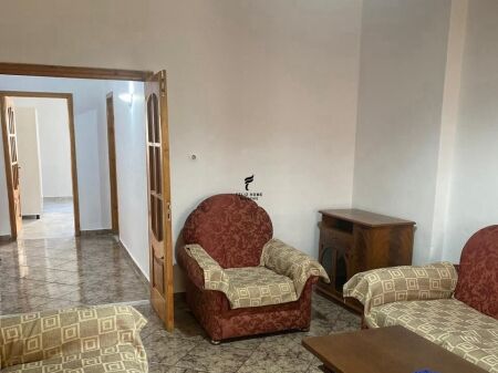 APARTAMENT ME QERA 1+1 BULEVARDI ZOGU 1 45.000 LEKE FH-92114