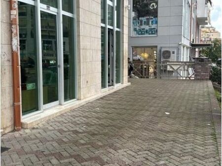 Ambient Komercial Për Shitje në Ali Demi, Tiranë - 380000€ | 76.68 m² 380,000 €