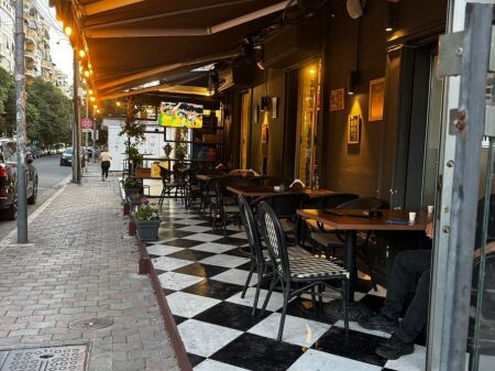 Bar-restorant shitje biznesi dhe ambjenti me qera
