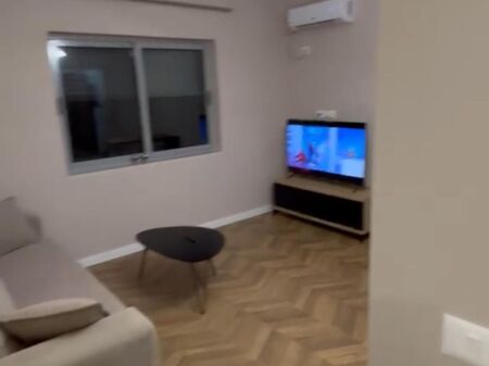Qera | Garsoniere | Fresku | 400 €/muaj