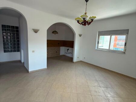ZYRE ME QERA 100M2 KOMUNA E PARISIT 55.000 LEKE FH-91959