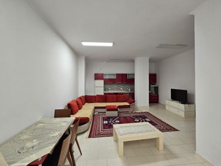 Appartamento 2+1 in affitto a Fresk!