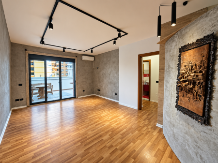 OFFICE WITH VERANDA FOR RENT | CENTER 9-FLOORS  #1378