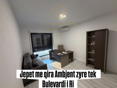 Office space for rent at Bulevardi I Ri