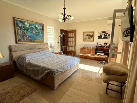 Apartment 2+1+2 for Sale - BARRIKADAVE Street