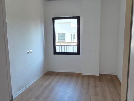 Office+Parking Space for rent at Barrikadave Street, near 9-Year School Lidhja e Prizrenit  