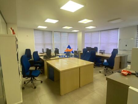 UFFICIO IN AFFITTO 110 M2 "COMUNE DI PARIGI" 1500 EURO