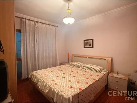 Shitet Apartament 2+1 ne Myslym Shyr