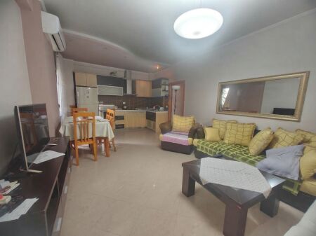 Qera, Apartament 2+1+2+Post Parkim, Xhamlliku, Tiranë