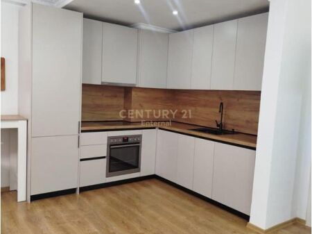 Apartament 1+1 Për Shitje në Fresku, Tiranë