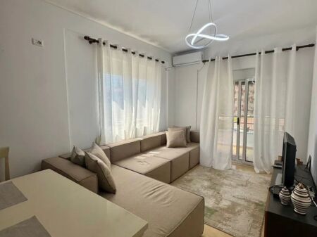 Appartamento in Affitto 2+1 in Ali Dem (ID B2202096) Tirana