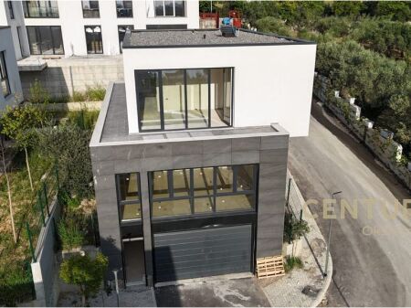 VILE PER SHITJE NE LIQENIN E FARKES 540,000 €