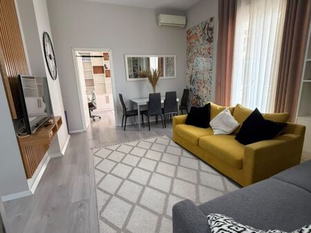 Rent | Apartament 2 + 1 | Pazari i Ri | 800 €/month