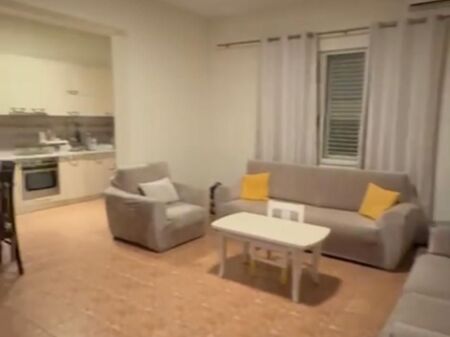 apartament 2+1 me qira tek rruga Bardhyl