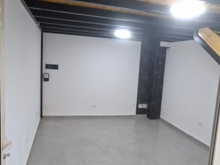 Affitto | Ambjent Biznesi | Ish Fusha e Aviacionit | 400 €/mese