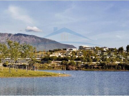 Shitet, Vilë Elitare, Tirana Front Lake, Farkë