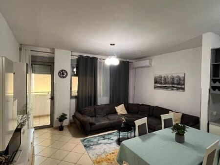 🏠 **FOR RENT – APARTMENT 3+1 | CONDOR CENTER**