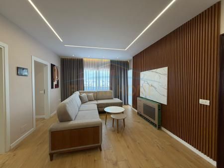 Shitet, Apartament 2+1, Misto Mame