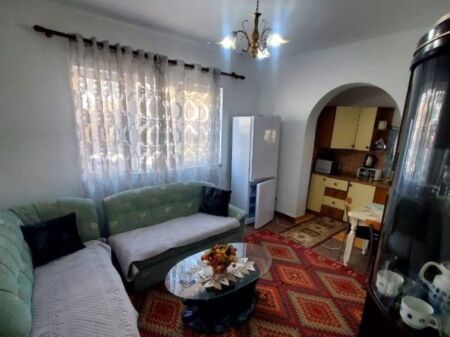Rent | Apartament 2 + 1 | Medreseja | 500 €/month