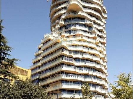 For sale, Apartment 2+1+2+ Parking Space, Tirana's Rock Tower, Center, Tirana
