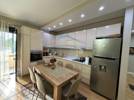 Qera, Apartament 3+1, Vollga, Durres