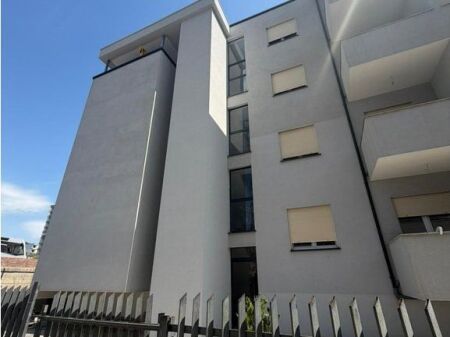 EKSKLUZIVE ! SHITET APARTAMENT 1+1 TEK SHKEMBI I KAVAJES !