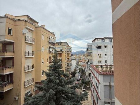 Qera , Apartament 2+1, Kodra e Diellit , Tirane