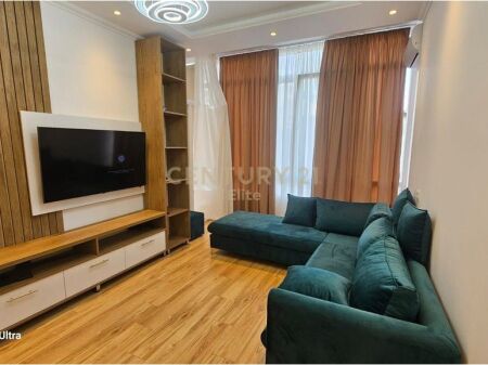 APARTAMENT 2+1 ME QIRA NE XHAMLLIK 650 € /Muaj 60,000 Lekë /Muaj