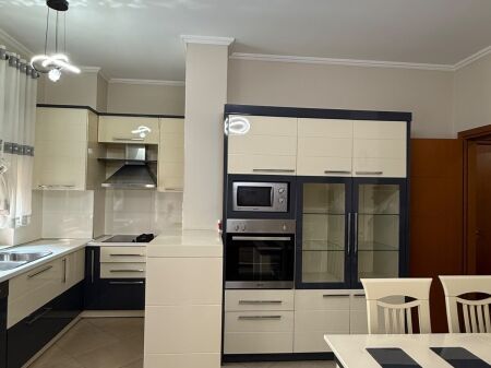JEPET ME QIRA APARTAMENT 1+1 – RRUGA E BOGDANËVE