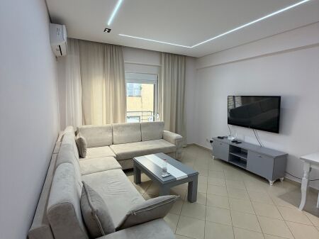 Apartament me qera 2+2+1 ne Sarande