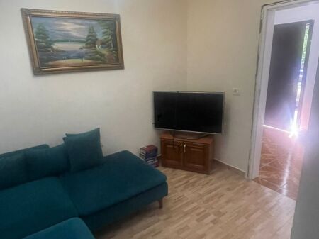 APARTAMENT ME QERA 2+1 LAPRAKE 50.000 LEKE FH-92431