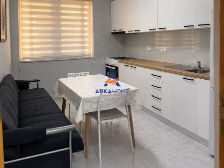 JEPET APARTAMENT 1+1 ME QERA "BLLOK " 57.000 LEKE