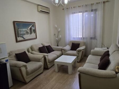 Apartament me qera 2+1 perballe Tajvanit  id 5533