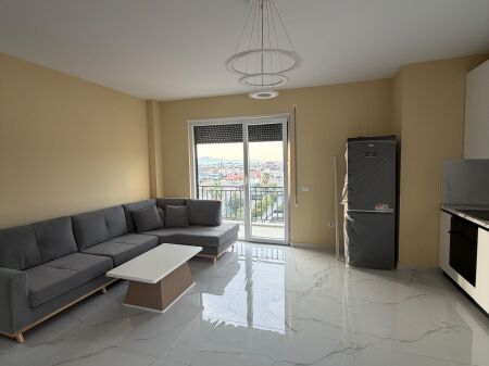 Affittasi appartamento 2+1+parcheggio Kamez 500 mila lek