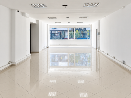 Ambient biznesi me qira në Astir, 165 m²
