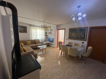 Apartament me qera 2+1 - 📍Misto Mame, prane  kompleksit Cabej