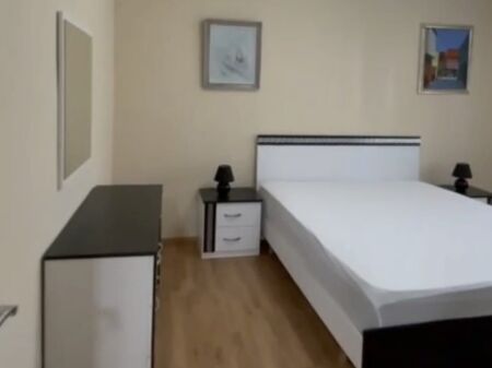 Jepet apartament 2+1 me qira tek Rruga e Durresit , prane Hotel Eden .