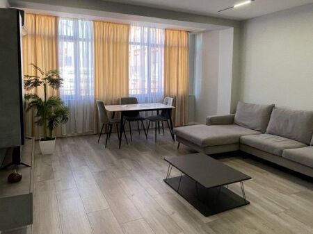 🏡 JEPET ME QIRA | APARTAMENT 2+1 – 21 DHJETORI ✨