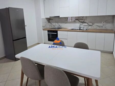 AFFITTASI APPARTAMENTO 3+1+BALCONE " DON BOSCO " 750 EURO